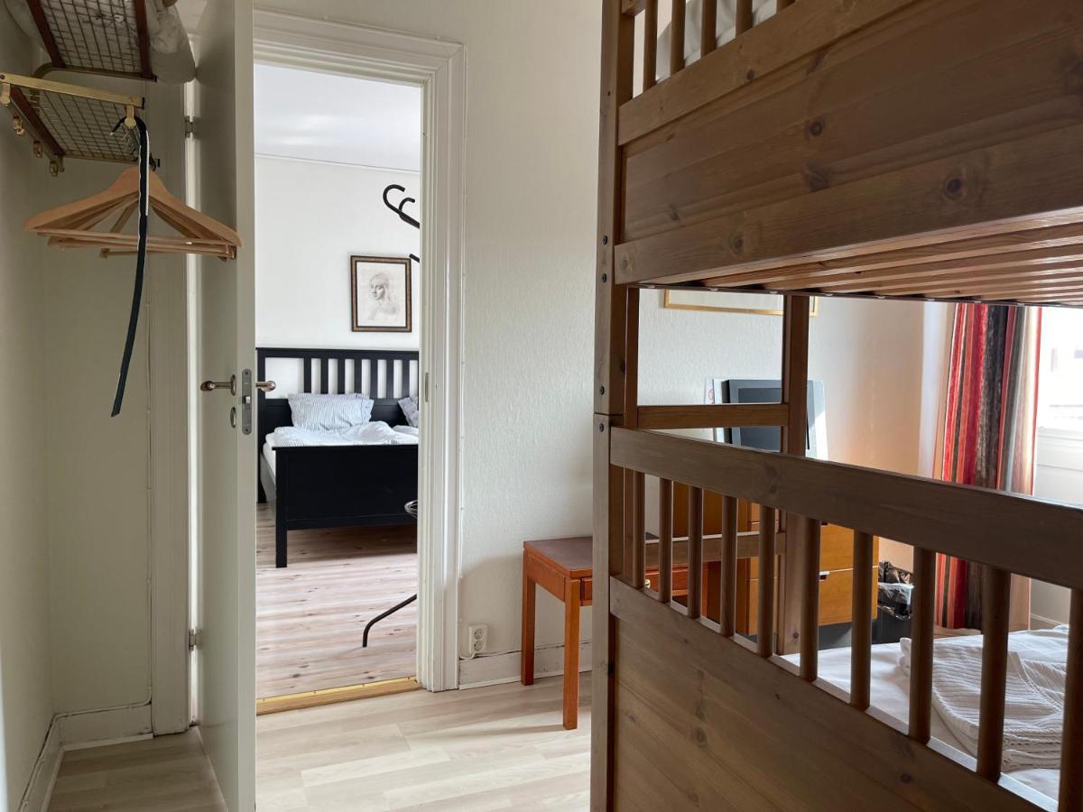 Saga Hotell Бурленге Экстерьер фото