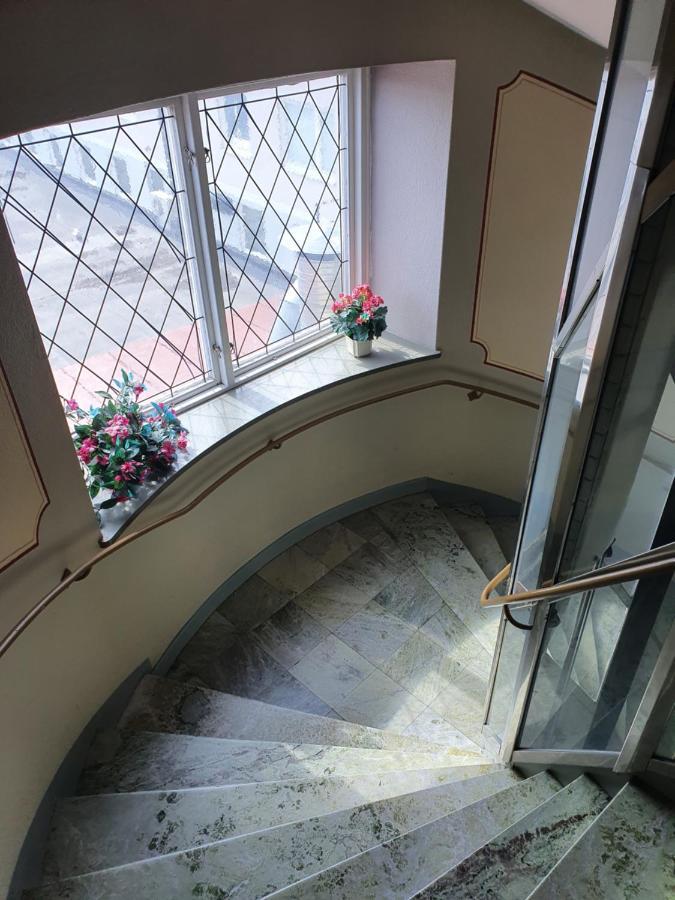 Saga Hotell Бурленге Экстерьер фото